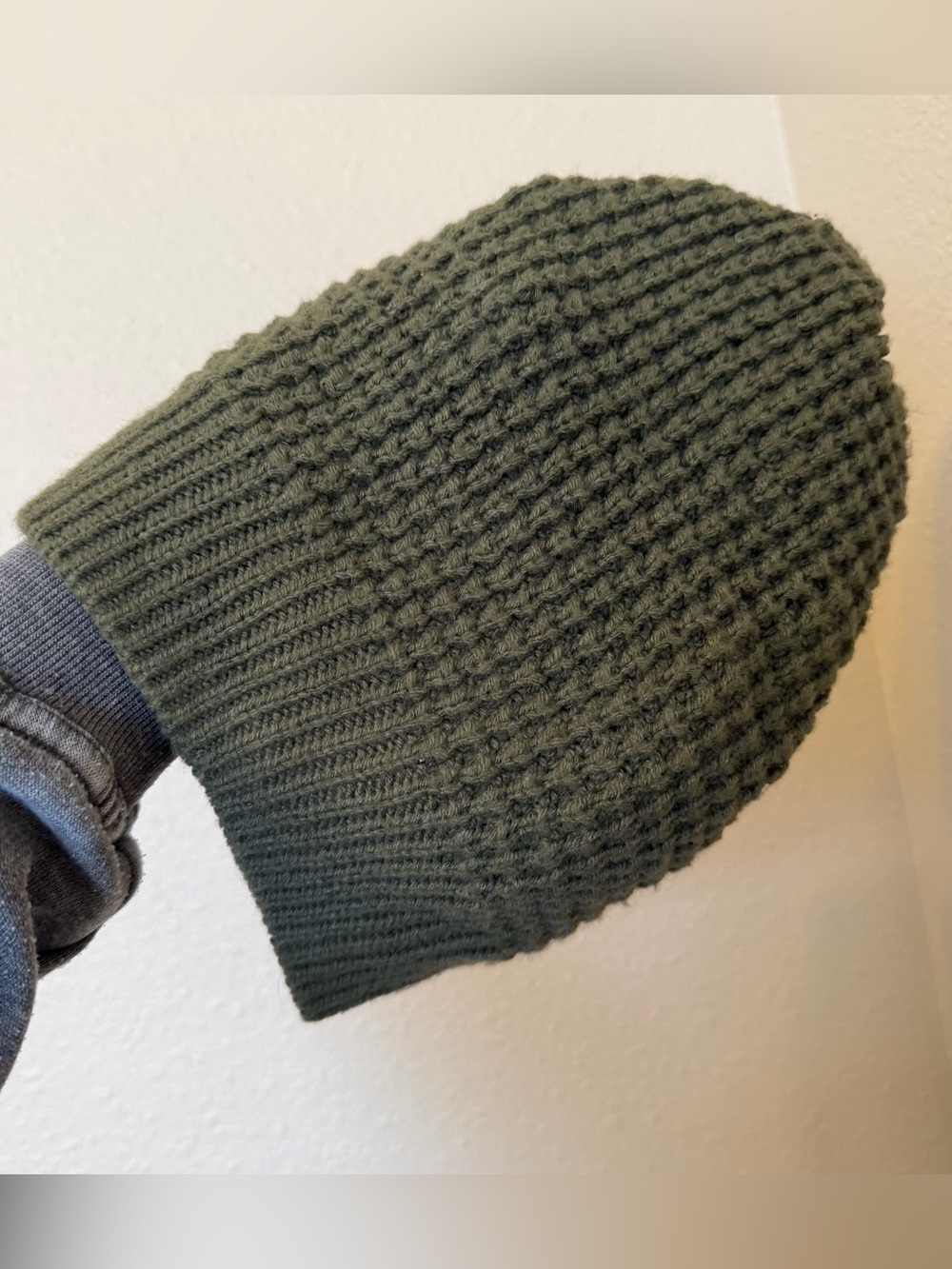 womens OS olive green knit slouch beanie hat skater hipster y2k grunge craftcore